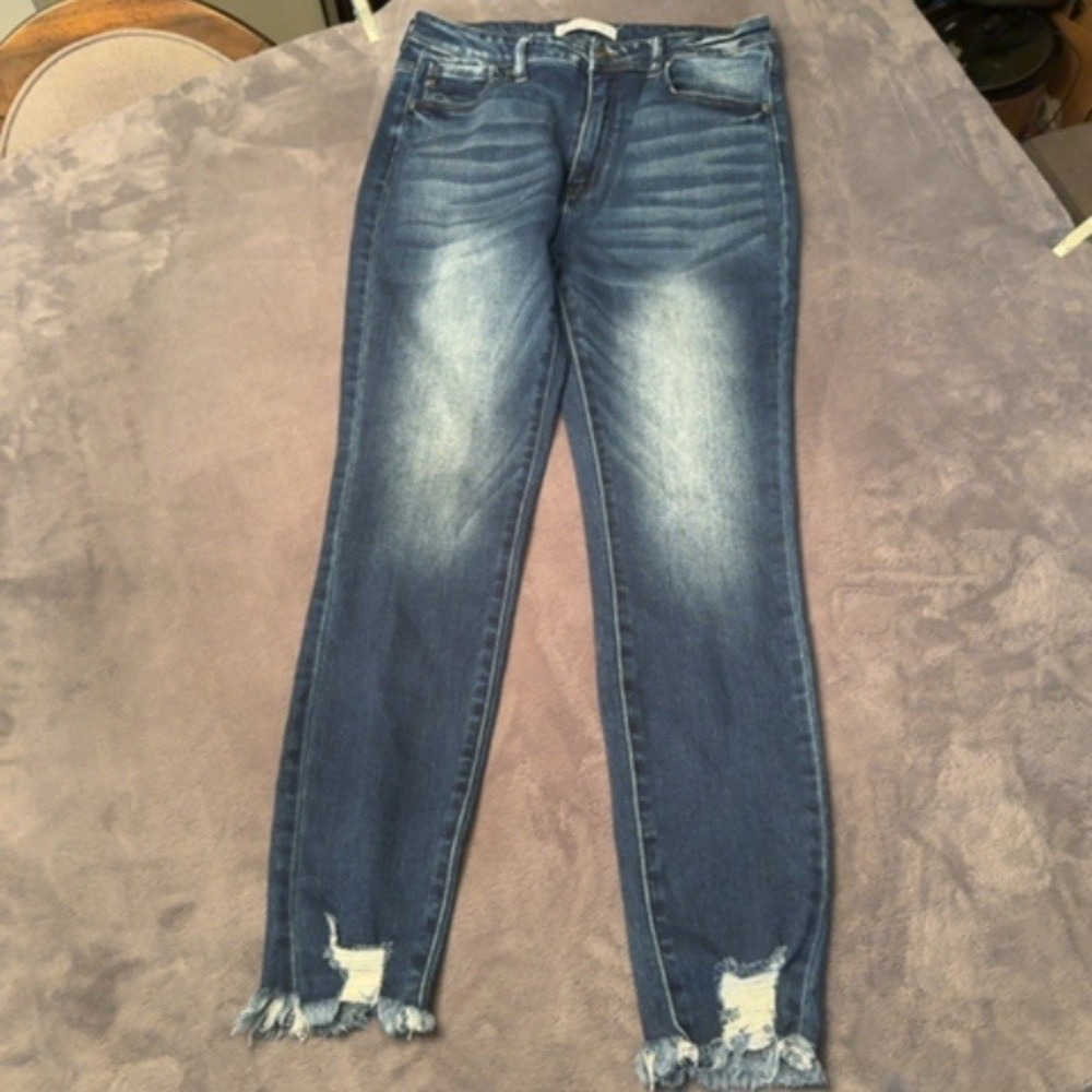 KanCan Jeans Women 30 Blue Frayed Hem Distressed Denim